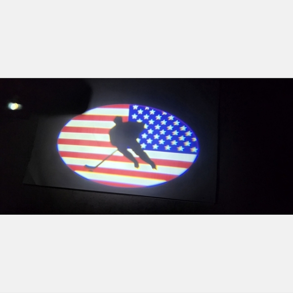 2 New Wireless Universal ICE HOCKEY projector LED Car Door Shadow Lights - Picture 3 of 3